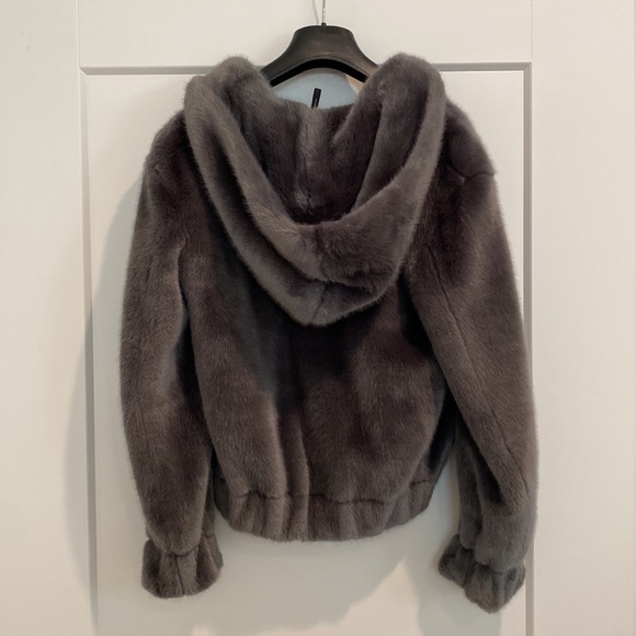 Helmut Lang Gray Faux Fur Jacket (XS) - Picture 6 of 8